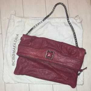 BCBGMAXAZRIA LEATHER Shoulder Bag in Dust Bag